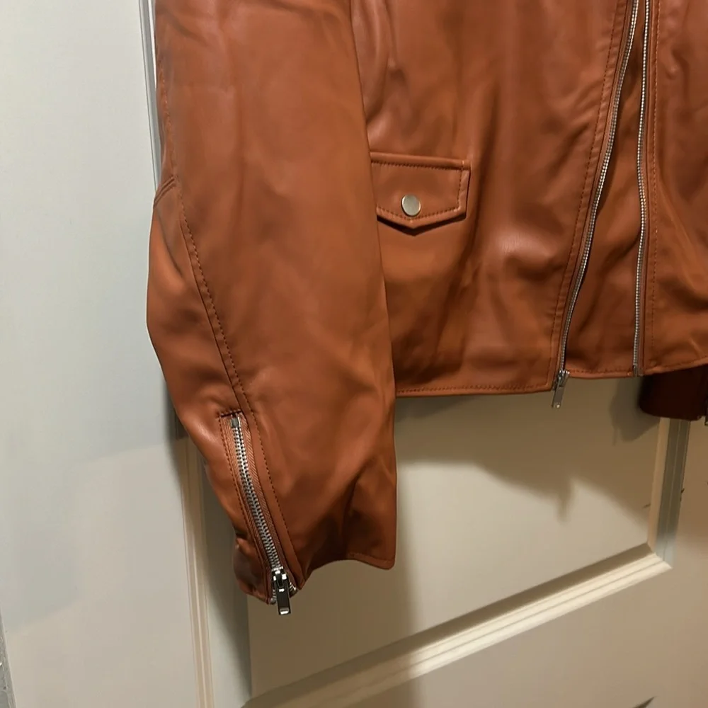 Caramel colored NINE WEST faux leather Moto jacket size 1X - Picture 5 of 7